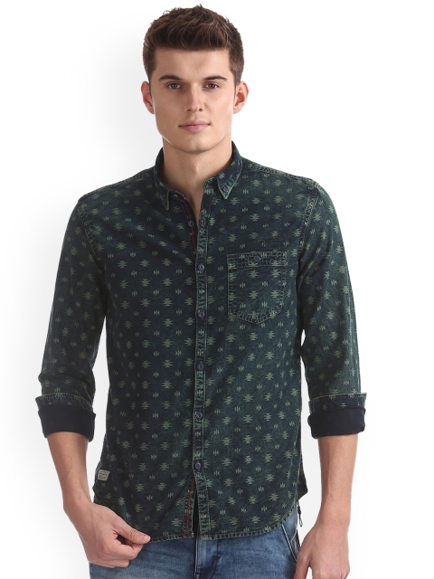 

Ed Hardy Men Green Slim Fit Printed Casual Shirt