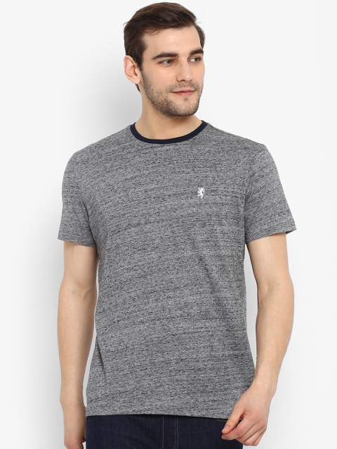 Red Tape Men Charcoal Solid Round Neck T-shirt