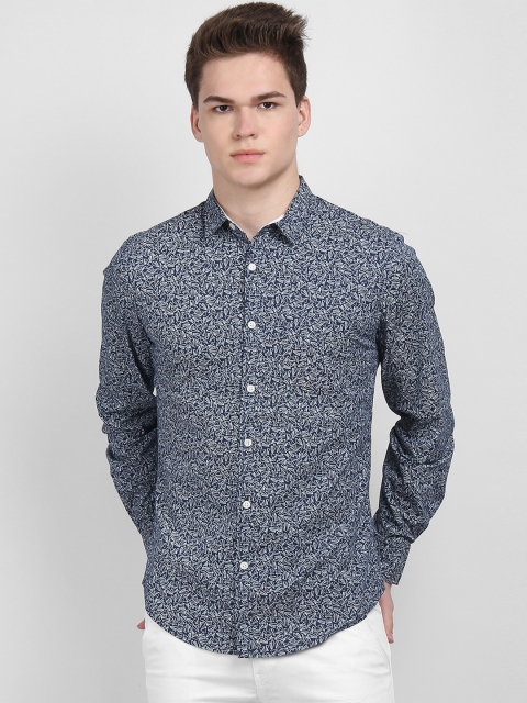 

LA LOFT Men Navy Blue Regular Fit Printed Casual Shirt
