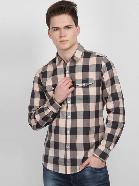 

LA LOFT Men Black & Pink Regular Fit Checked Casual Shirt