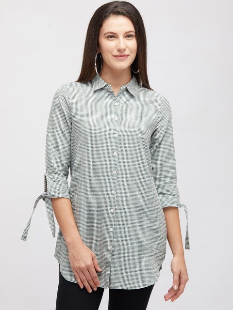

109F Women Green Regular Fit Checked Casual Shirt
