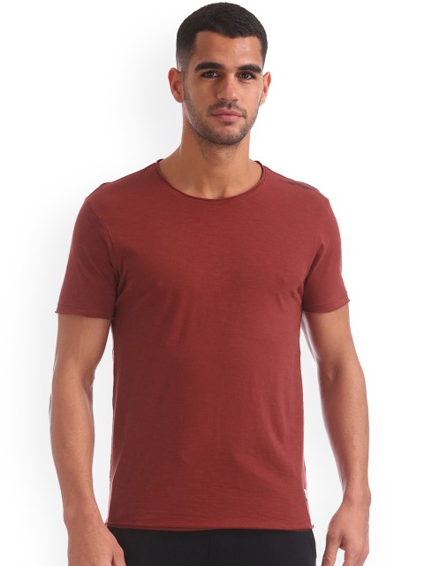 

Ed Hardy Men Red Solid Round Neck T-shirt