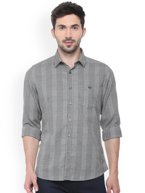 

Van Heusen Sport Men Grey & Off-White Slim Fit Checked Casual Shirt