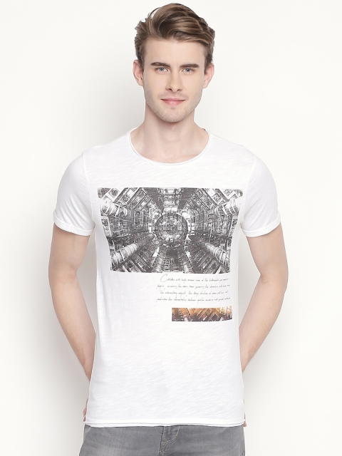 

SF JEANS by Pantaloons Men White Printed Round Neck Pure Cotton T-shirt