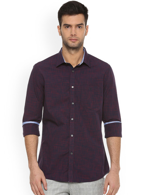 

Van Heusen Sport Men Blue & Red Slim Fit Solid Casual Shirt