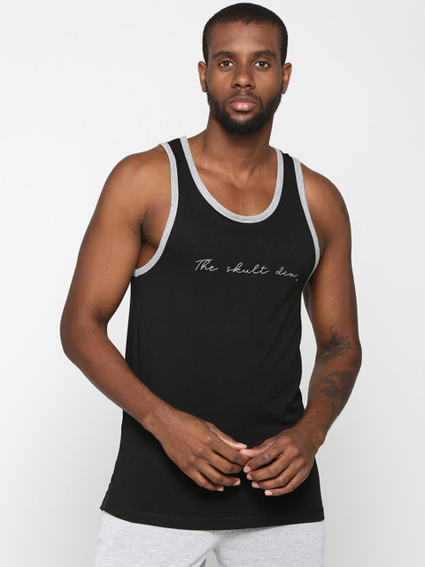 

SKULT by Shahid Kapoor Men Black Solid Innerwear Vest SKA18AMCWVS8VX0109