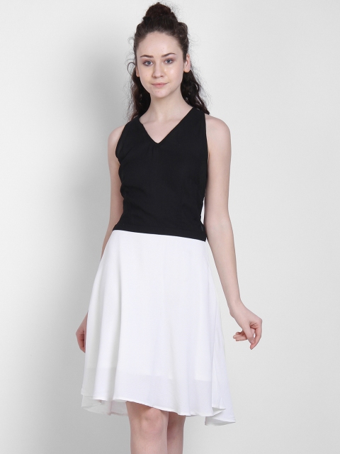 

LA LOFT Women Black & White Colourblocked Fit and Flare Dress