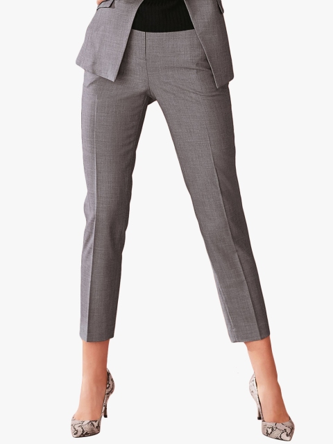 

next Women Grey Solid Tapered Fit Trouser