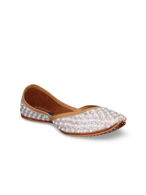 

MSC Women White Woven Design Leather Mojaris