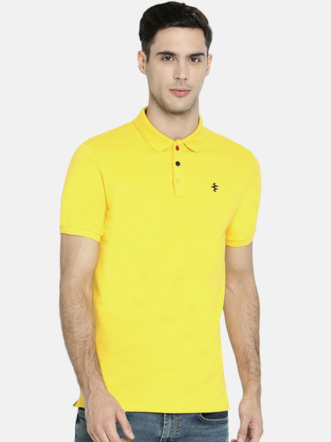 

Breakbounce Men Yellow Solid Polo Collar T-shirt