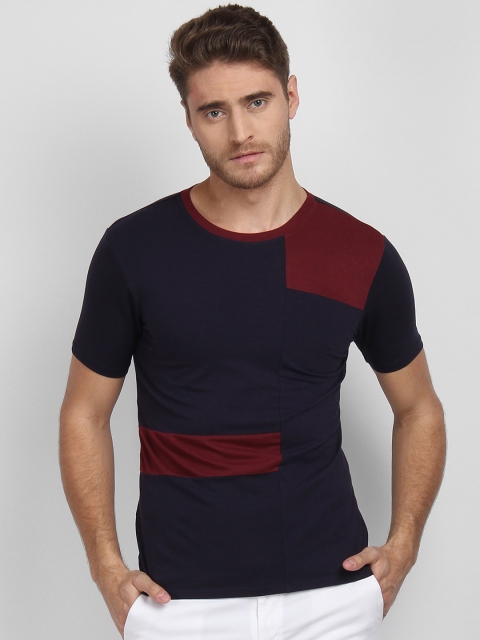

LA LOFT Men Navy Blue Colourblocked Round Neck T-shirt