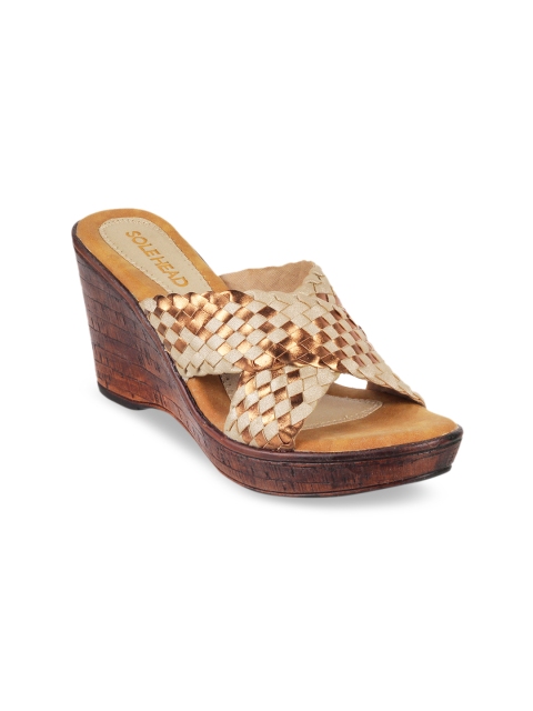 

SOLE HEAD Women Gold-Toned Woven Design Sandals
