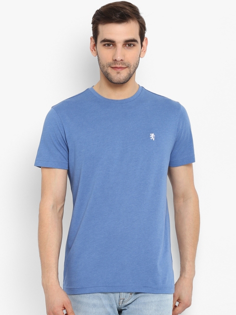 

Red Tape Men Blue Solid Round Neck T-shirt