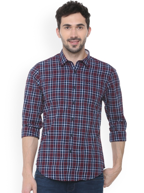 

Solly Jeans Co. Men Blue & Maroon Slim Fit Checked Casual Shirt