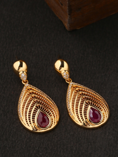 

Tistabene Gold-Toned & Red Teardrop Shaped Drop Earrings