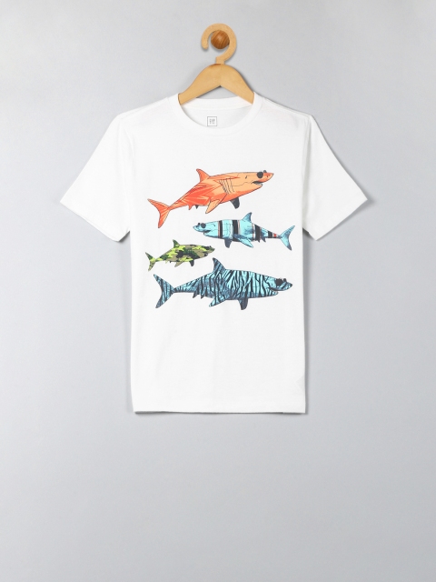 

GAP Boys White Printed Round Neck T-shirt
