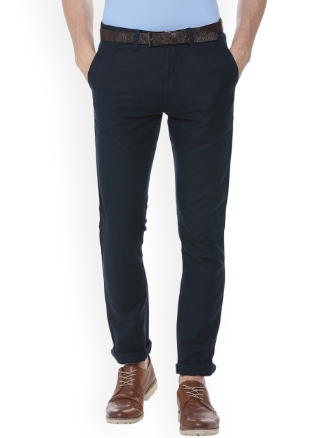 

V Dot Men Blue Slim Fit Solid Chinos