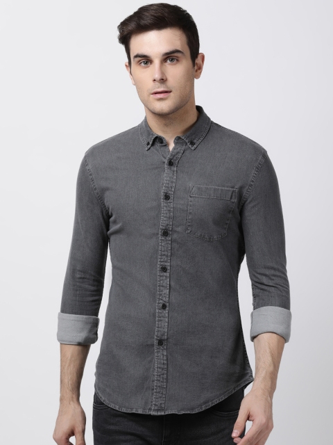 

Blue Saint Men Grey Muscle Regular Fit Solid Casual Shirt