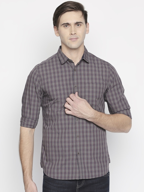 

BYFORD by Pantaloons Men Grey Slim Fit Checked Casual Shirt