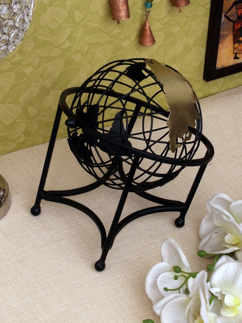 

Home Sparkle Black & Gold-Toned Globe Shaped Showpiece