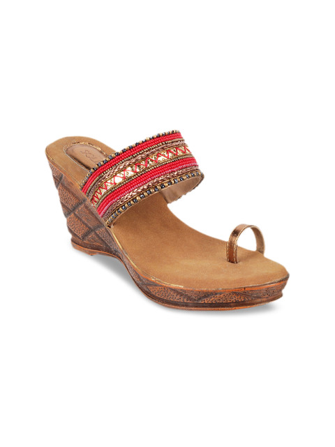 

SOLE HEAD Women Red Woven Design Sandals