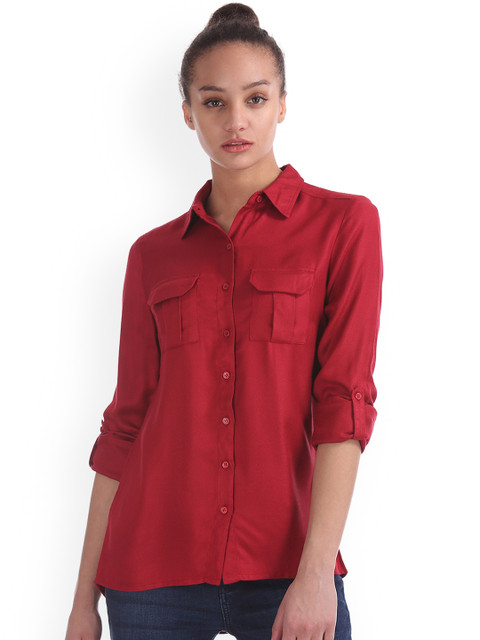 

Flying Machine Women Red Regular Fit Solid Casual Shirt