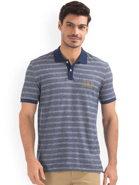 

GAP Men Blue Striped T-Shirt