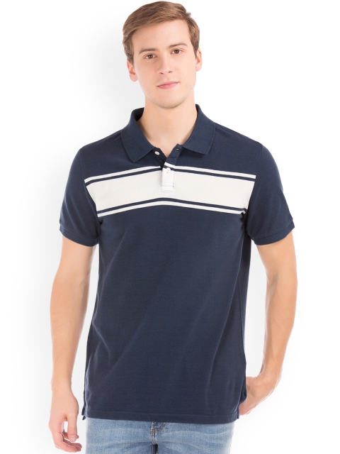

GAP Men Navy Blue Solid T-Shirt