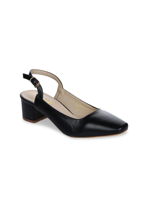

Aber & Q Women Black Solid Pumps