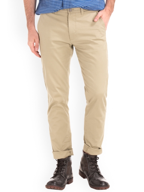 

GAP Men Beige Slim Fit Trousers