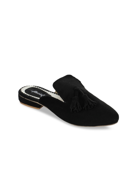 

Aber & Q Women Black Solid Suede Mules