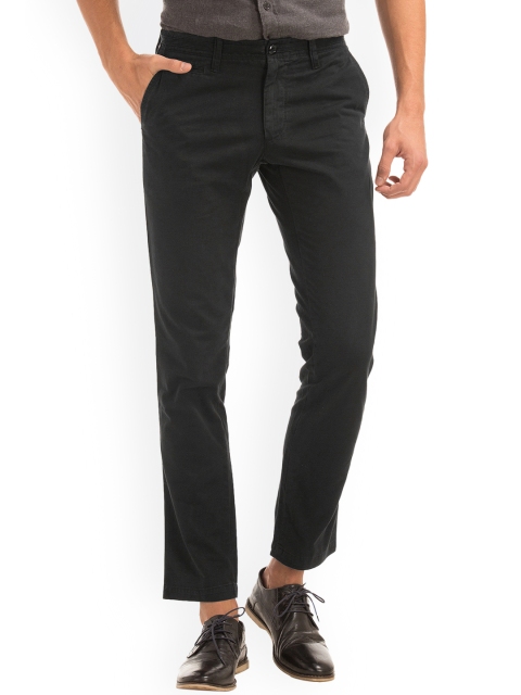 

GAP Men Black Slim Fit Trousers