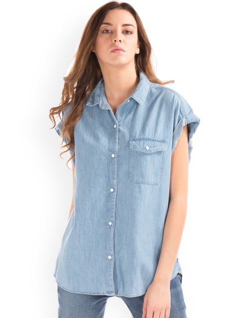 

GAP Women Blue Regular Fit Shirt