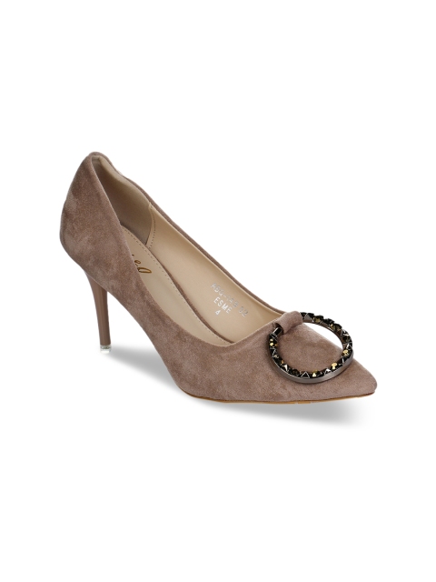 

Aber & Q Women Beige Solid Pumps