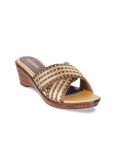 

SOLE HEAD Women Gold-Toned Striped Sandals