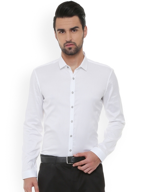 

V Dot Men White Skinny Fit Solid Formal Shirt