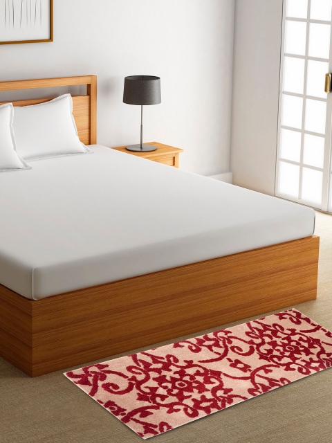 

ROMEE Beige & Red Printed Bed Runner