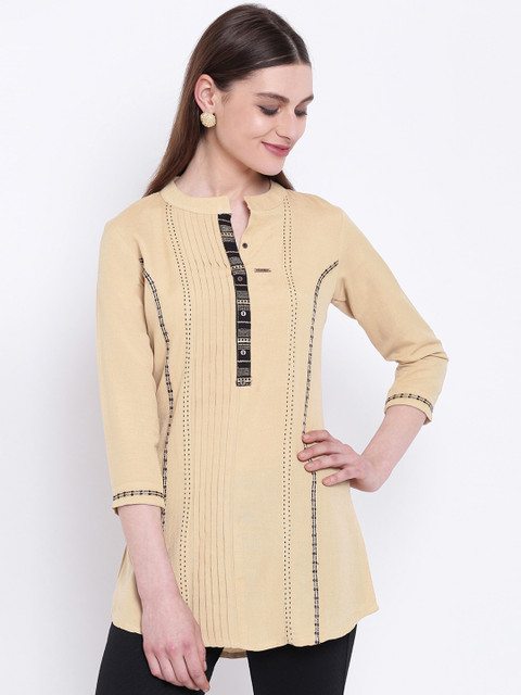 

Kvsfab Women Yellow Solid Straight Kurti