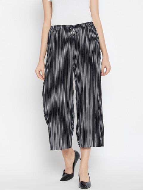 

Camey Women Black & White Regular Fit Striped Culottes