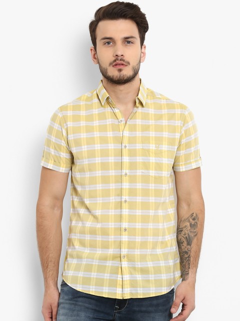 

Mufti Men Yellow & White Slim Fit Checked Casual Shirt