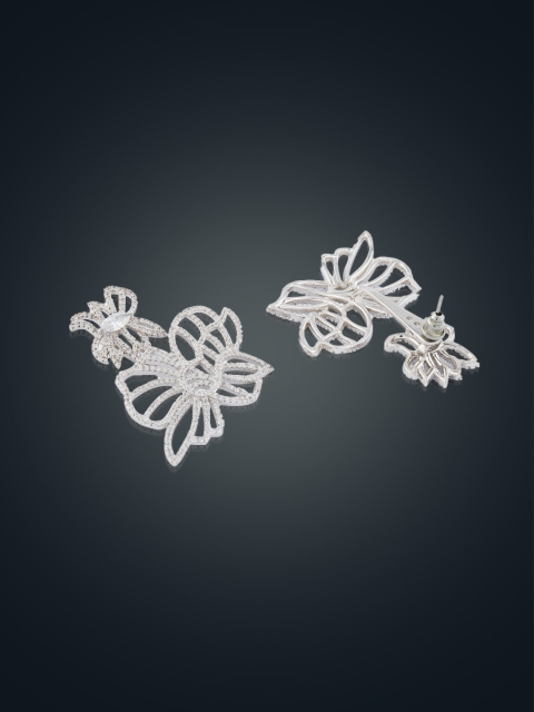 

shaze Silver-Plated CZ Feather Shaped Drop Earrings