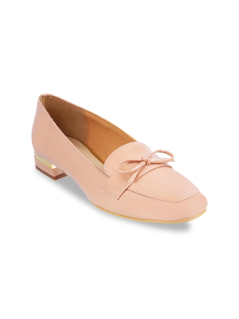 

Metro Women Pink Solid Pumps