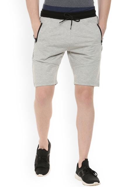 

People Men Grey Solid Regular Fit Regular Shorts