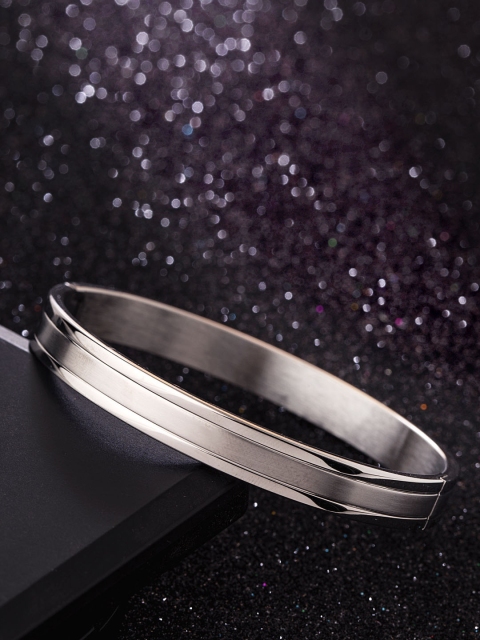 

Dare by Voylla Silver-Toned Stainless Steel Silver-Plated Handcrafted Kada