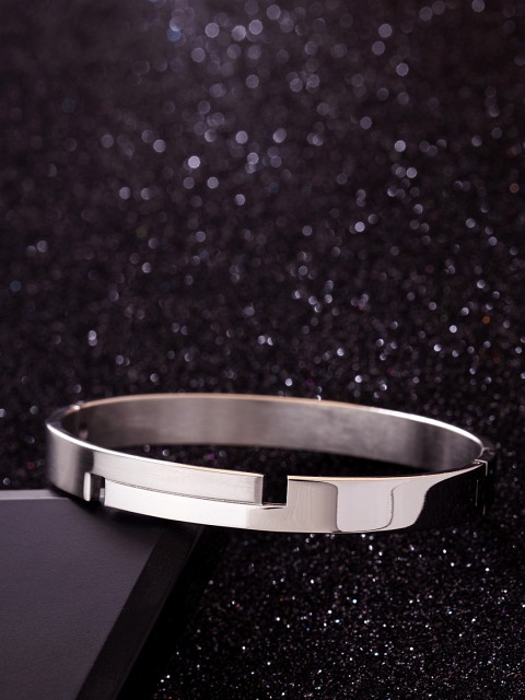 

Dare by Voylla Silver-Plated Stainless Steel Silver-Plated Handcrafted Kada Bracelet