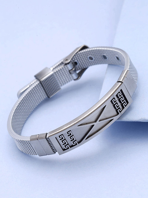 

Dare by Voylla Men Silver-Plated Handcrafted Bracelet