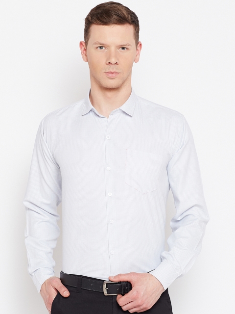 

Routeen Men White Slim Fit Checked Formal Shirt
