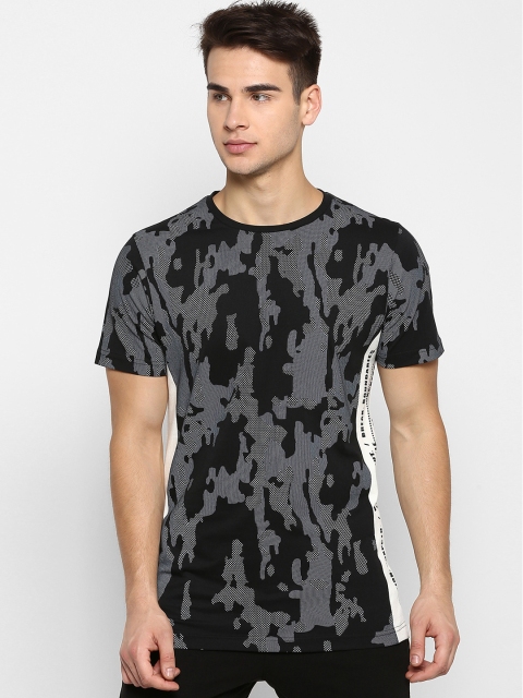 

SKULT by Shahid Kapoor Men Black Printed Round Neck Pure Cotton T-shirt