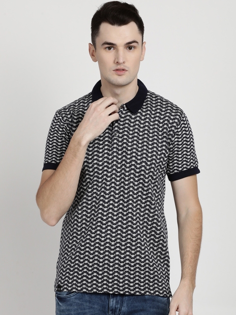

Crocodile Men White Printed Polo Collar T-shirt