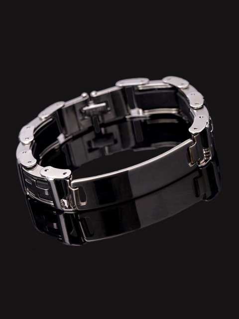 

Dare by Voylla Silver-Plated Handcrafted Stainless Steel Link Bracelet